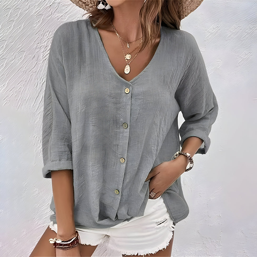 Tivelle | Relaxed Button-Up Blouse